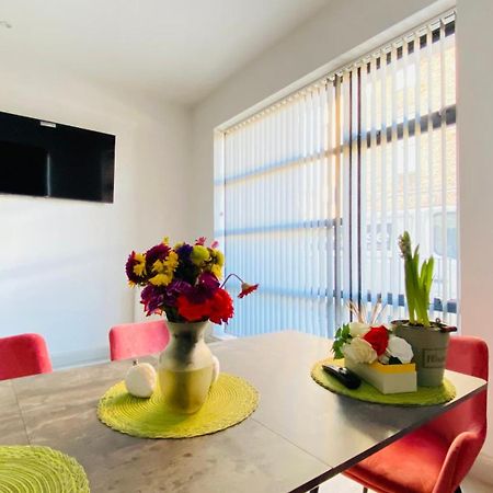 Shadwell - Walking Distance To Tower Bridge, Two Stations In Close Proximity London Exterior foto
