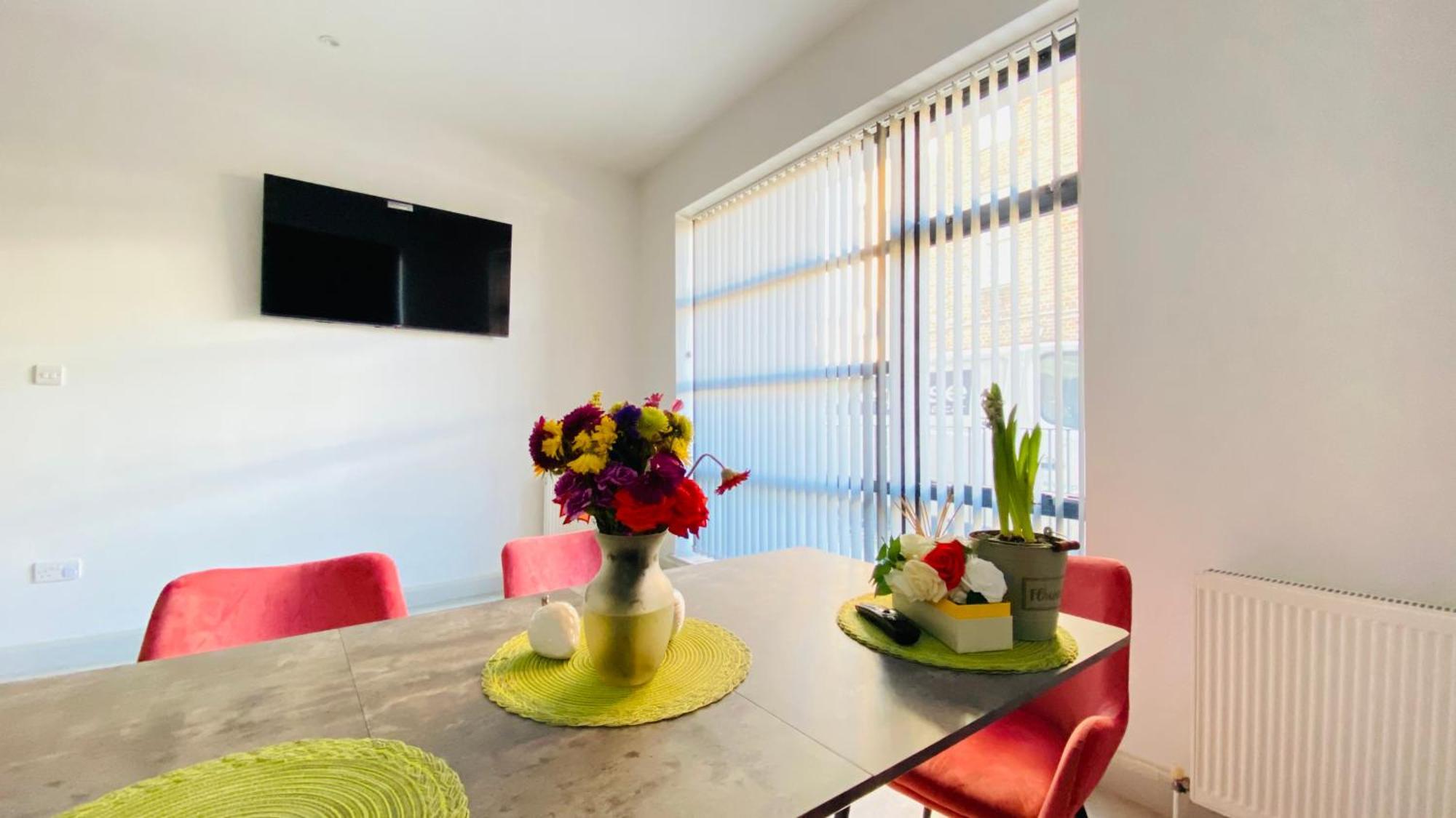 Shadwell - Walking Distance To Tower Bridge, Two Stations In Close Proximity London Exterior foto
